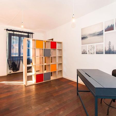 Colorful Statuto Square Design Apart Apartment Turin Bagian luar foto