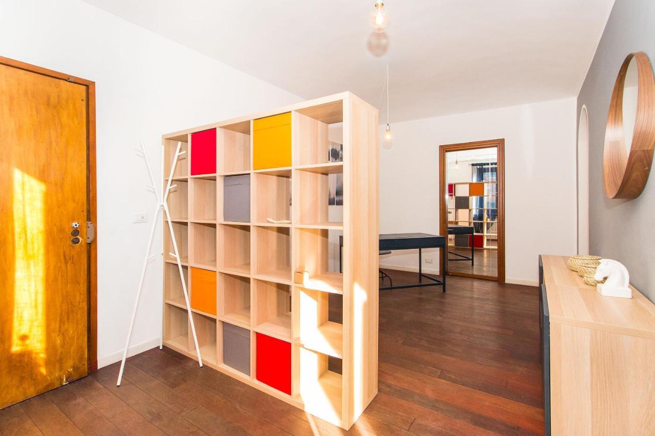 Colorful Statuto Square Design Apart Apartment Turin Bagian luar foto