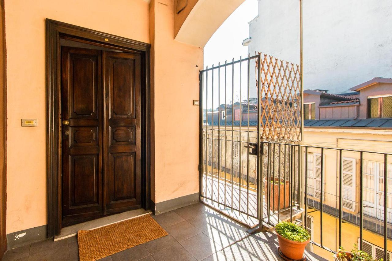 Colorful Statuto Square Design Apart Apartment Turin Bagian luar foto