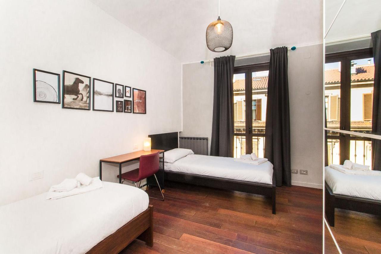 Colorful Statuto Square Design Apart Apartment Turin Bagian luar foto